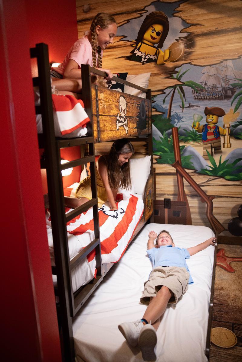 Legoland New York Resort Goshen Экстерьер фото